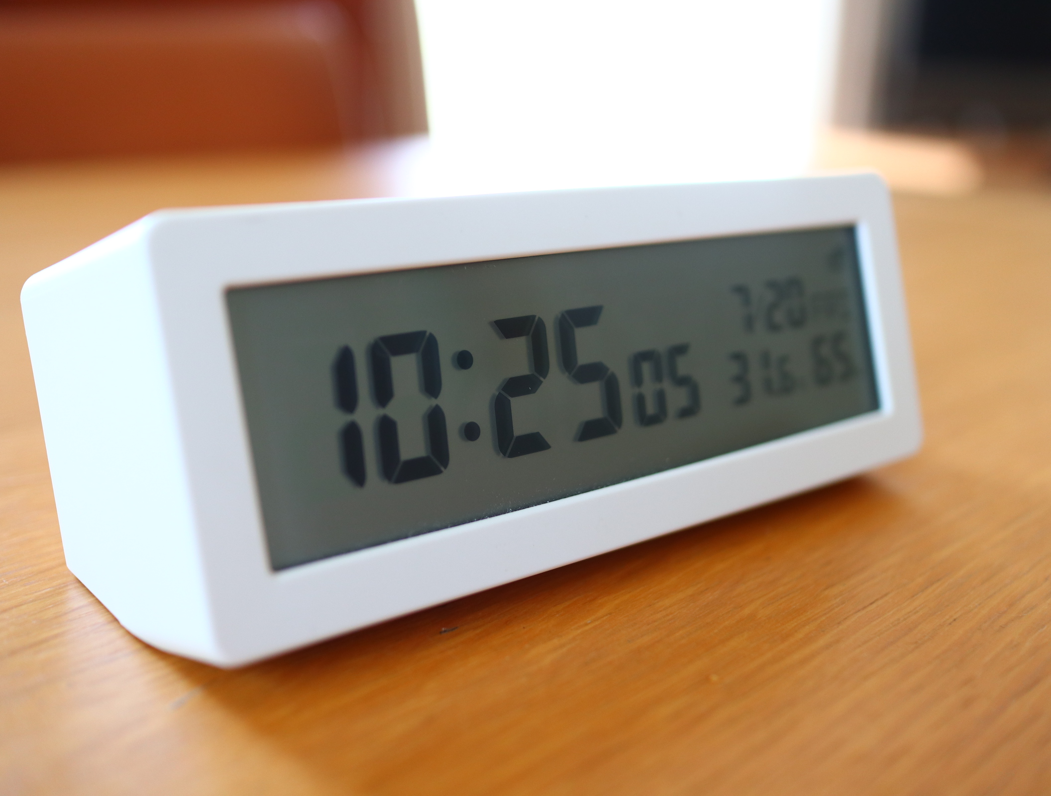 MUJI 無印良品 多機能ソーラー電波置時計 中古品 - 置時計