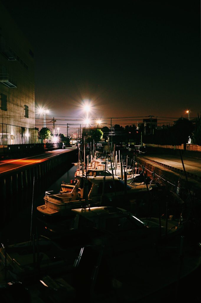 キヤノンのミラーレス一眼EOS M100で夜景撮影