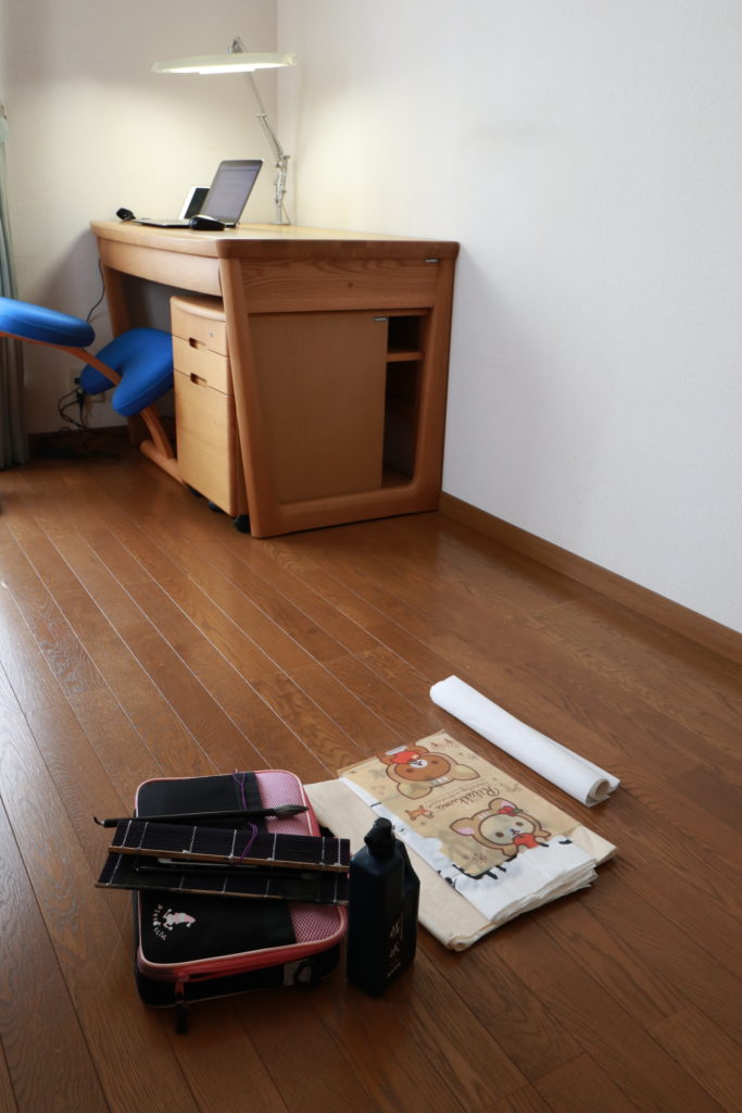 なんにもない部屋を作業部屋にしてみた