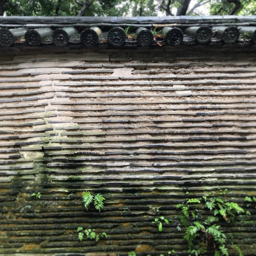 熱田神宮の信長塀