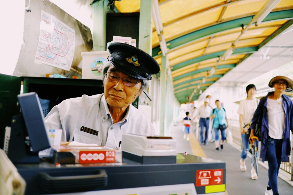 都電荒川線「さくらトラム」の一日乗車券で東京下町さんぽ
