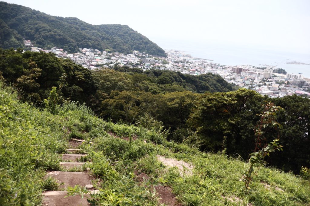 葉山の仙元山ハイキングコース