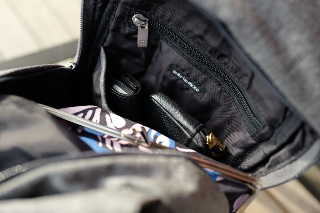 マリメッコ「コルッテリ」クロスボディはミニマリストにぴったりなバッグ