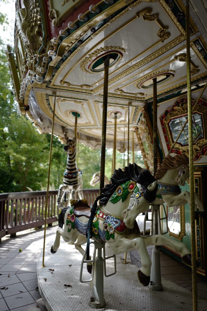 ざつ旅 in 清里「萌葱の村」散策　森のメリーゴーランド