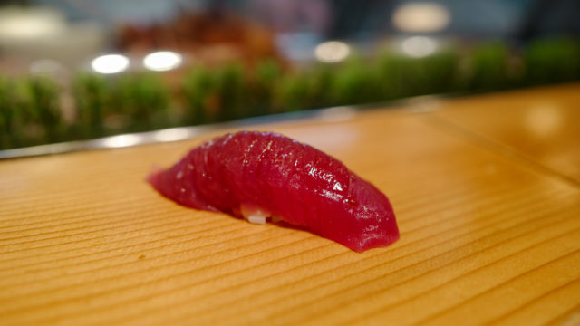 横浜中央卸売市場内「さがみや」の「市場寿司」で絶品握り寿司ランチ