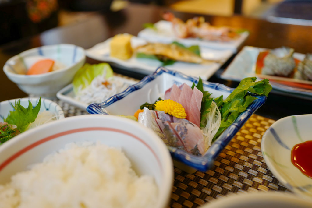 真鶴半島「うに清」の梅定食