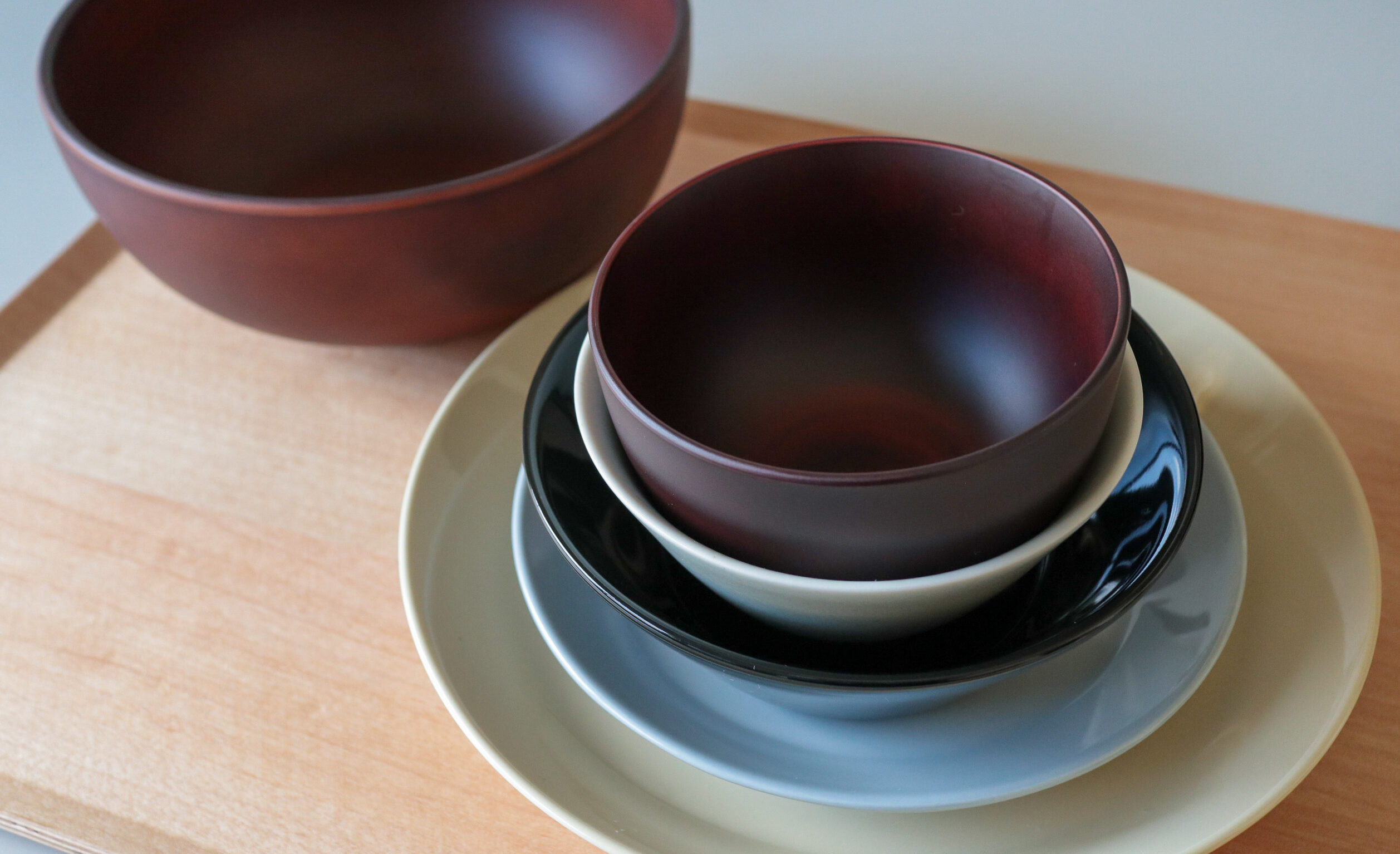 食器一式編】「1Kミニマムひとり暮らし」の準備で買ったもの｜すっきり