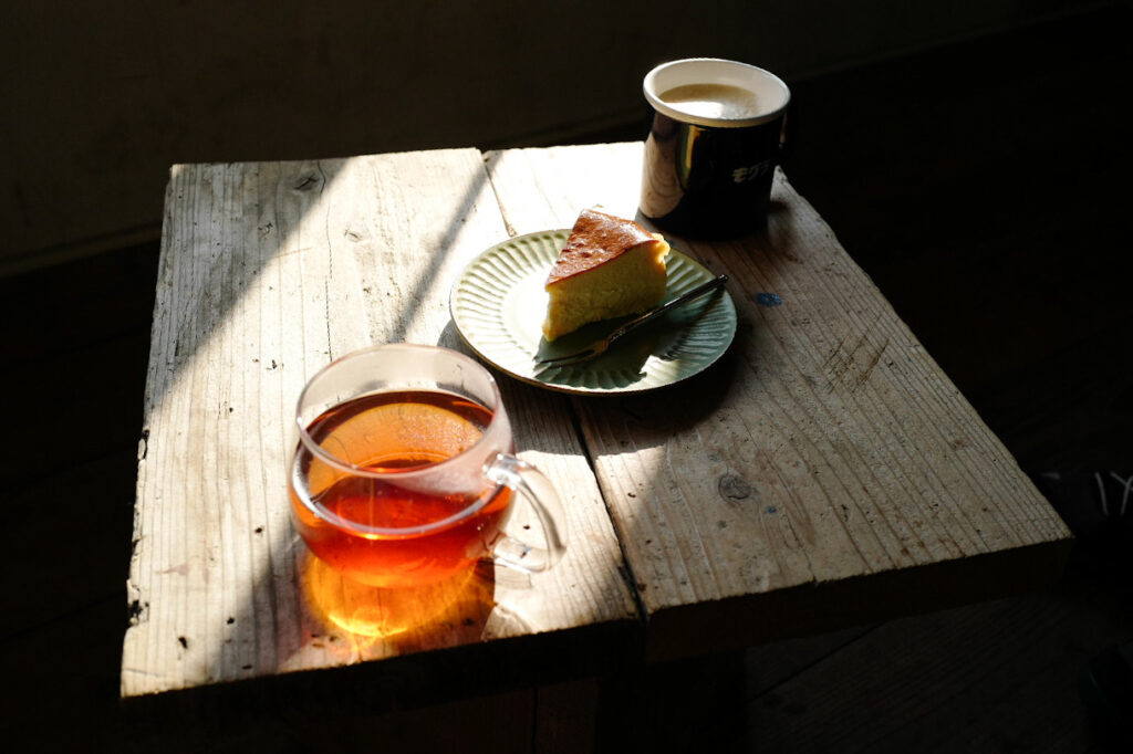 土合駅のオシャレカフェ「モグラ」に行ってみた