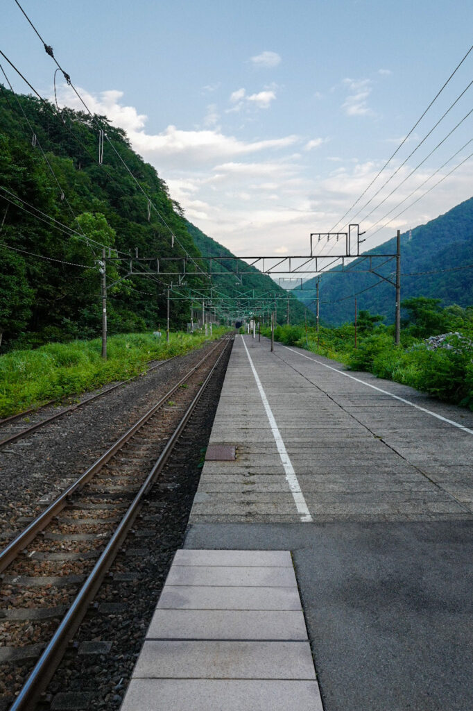 ホームまで階段462段！の土合駅でひんやり体験