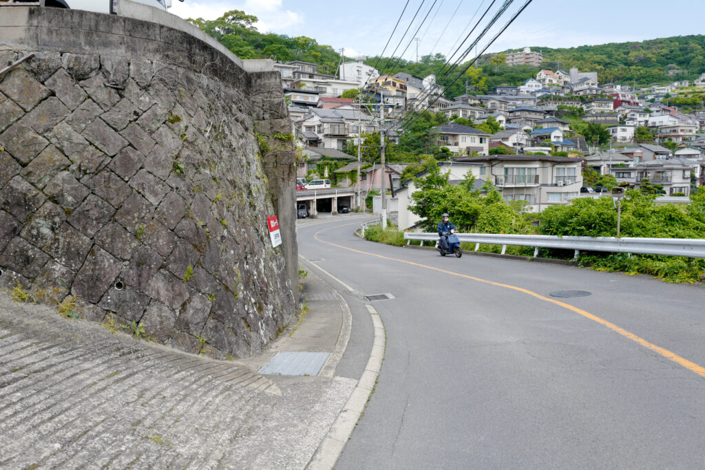 崎ひとり旅3泊4日：2日目：電動レンタサイクルで長崎をぐるっと一周：六間道＆諏訪神社