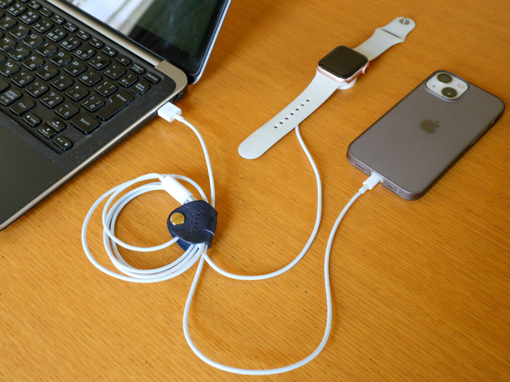 Apple watch＆iPhone 2in1充電ケーブル