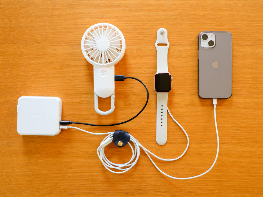 Apple watch＆iPhone 2in1充電ケーブル