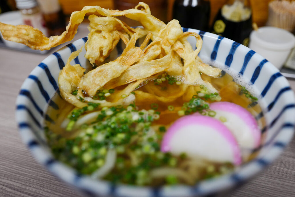 下関・門司・小倉エリアで行って良かった＆おいしかったお店10：旦過市場　旦過うどん　ごぼ天うどん