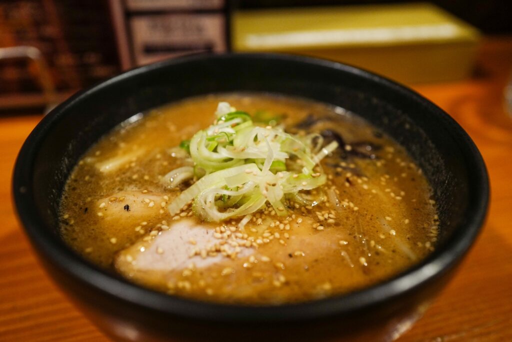 札幌吉山商店の焙煎ごまみそらーめん