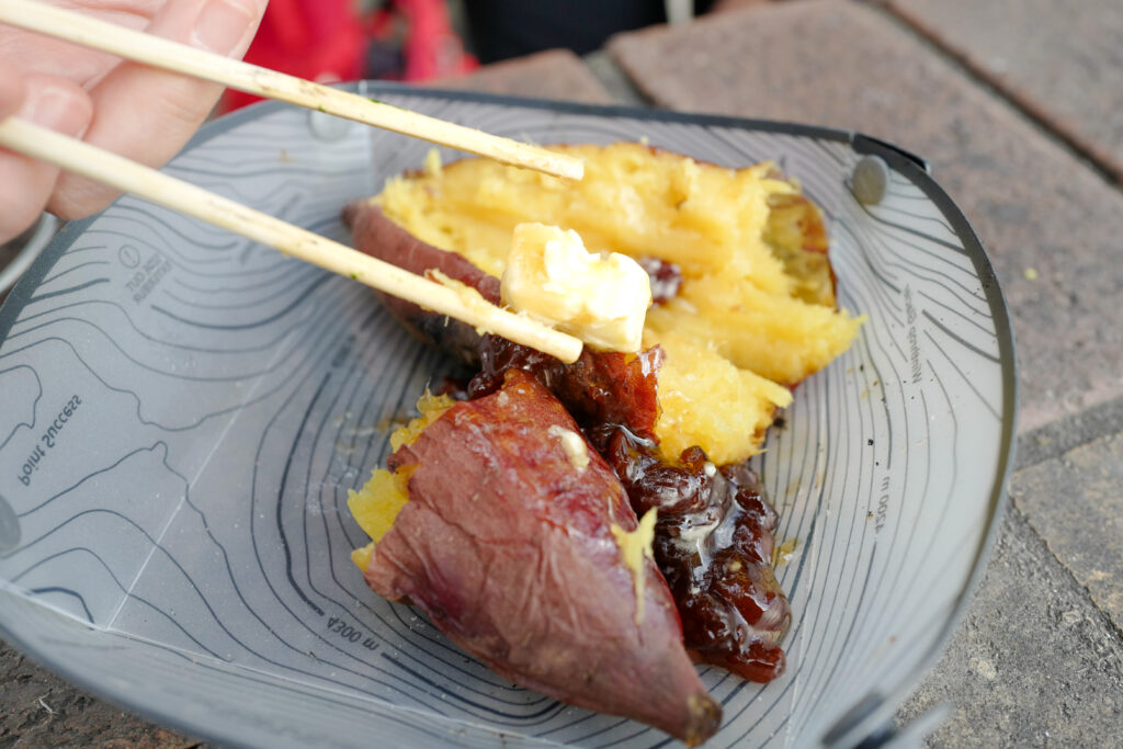 横浜でお手軽デイキャン！野島公園キャンプ場でトロトロ焼き芋