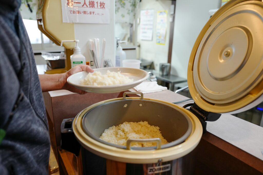 長野2泊3日夫婦ふたり旅：1日目：メーヤウ桐店でカレー食べ放題ランチ