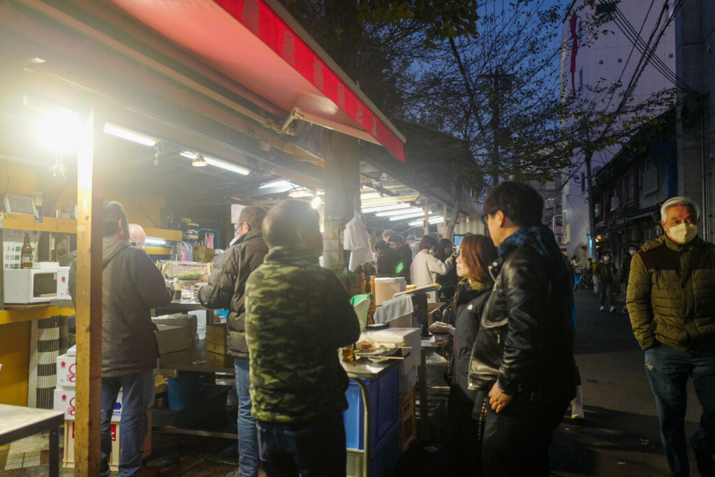 大阪3泊4日旅：2日目：天満筋商店街散策　京橋　居酒屋　とよ