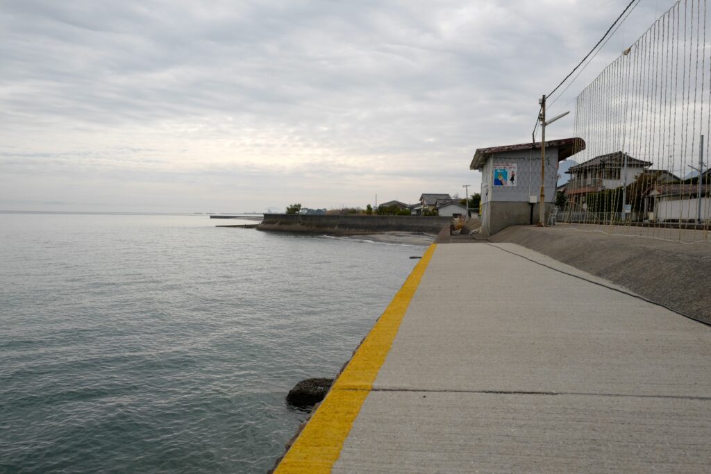 島原・天草4泊5日旅：1日目：島原鉄道　日本で一番海に近い駅、大三東駅