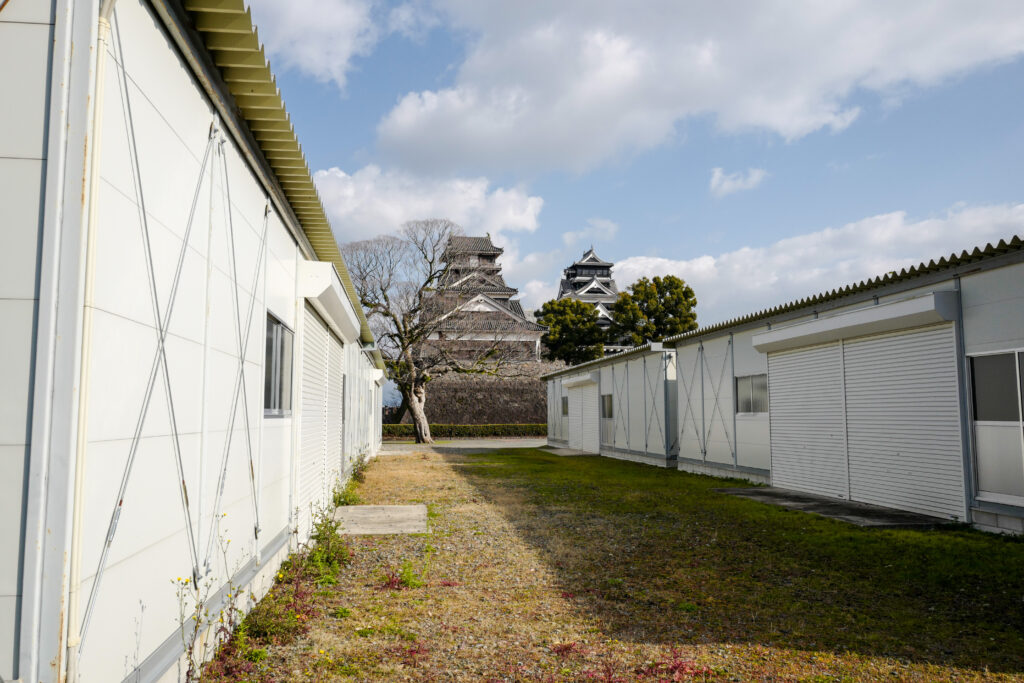 本渡バスセンターから快速あまくさ号で熊本へ　熊本城　震災による崩落