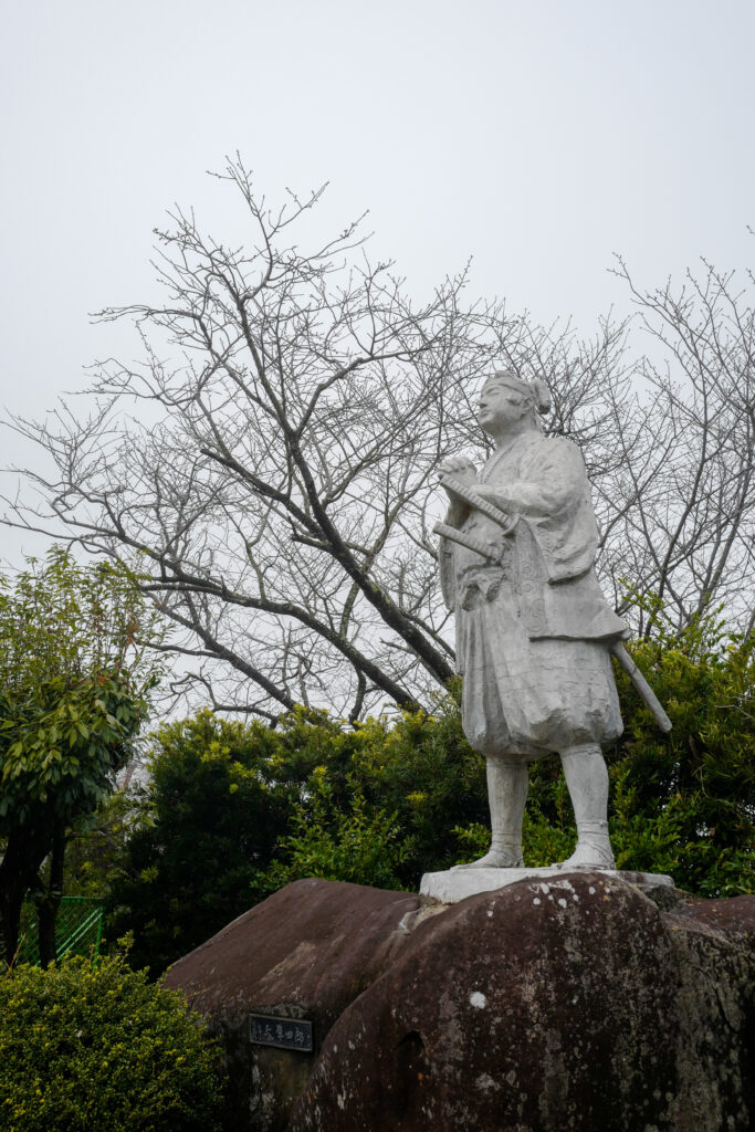 島原・天草4泊5日旅：3日目：島原の乱　原城　ワンコインガイド　天草四郎像