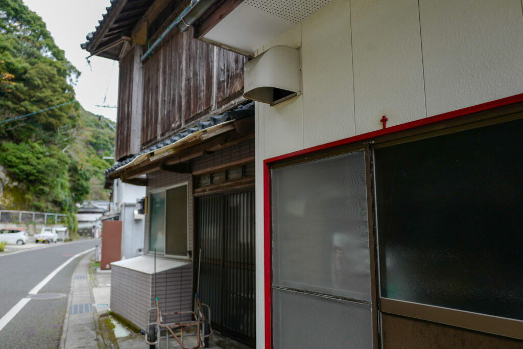 天草　崎津　トウヤ　小さな十字架