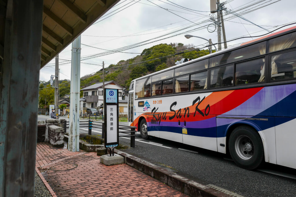 本渡バスセンターから快速あまくさ号で熊本へ　三角西港