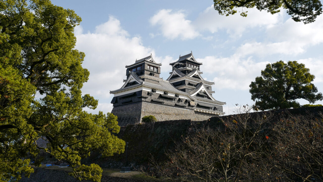 本渡バスセンターから快速あまくさ号で熊本へ　熊本城　加藤神社からの熊本城天守閣