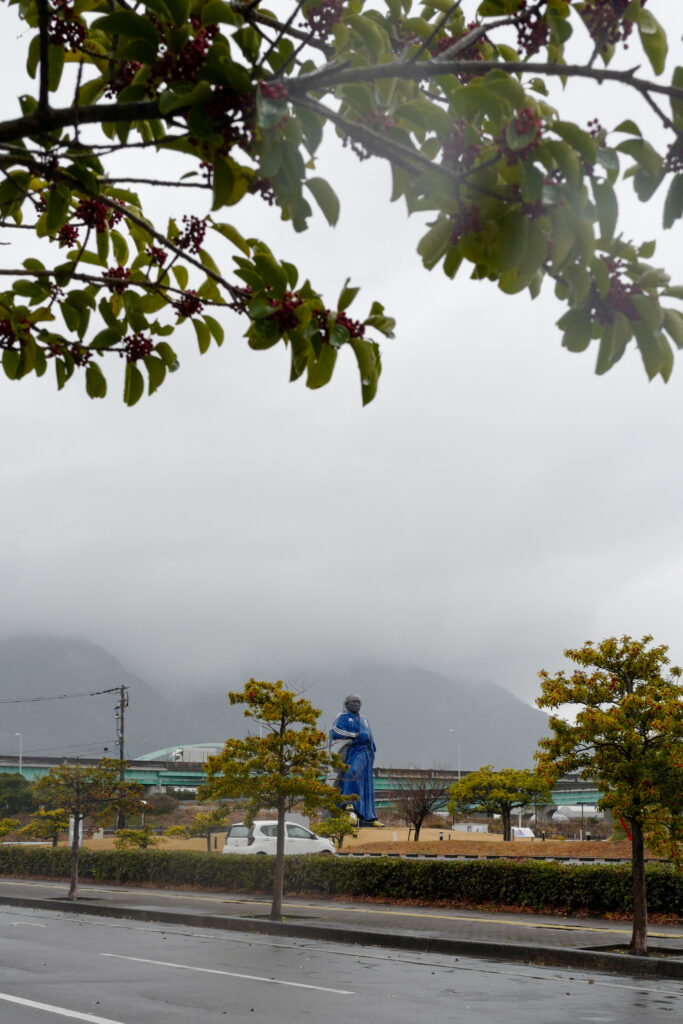 島原・天草4泊5日旅：2日目：がまだすドーム　坂本龍馬像