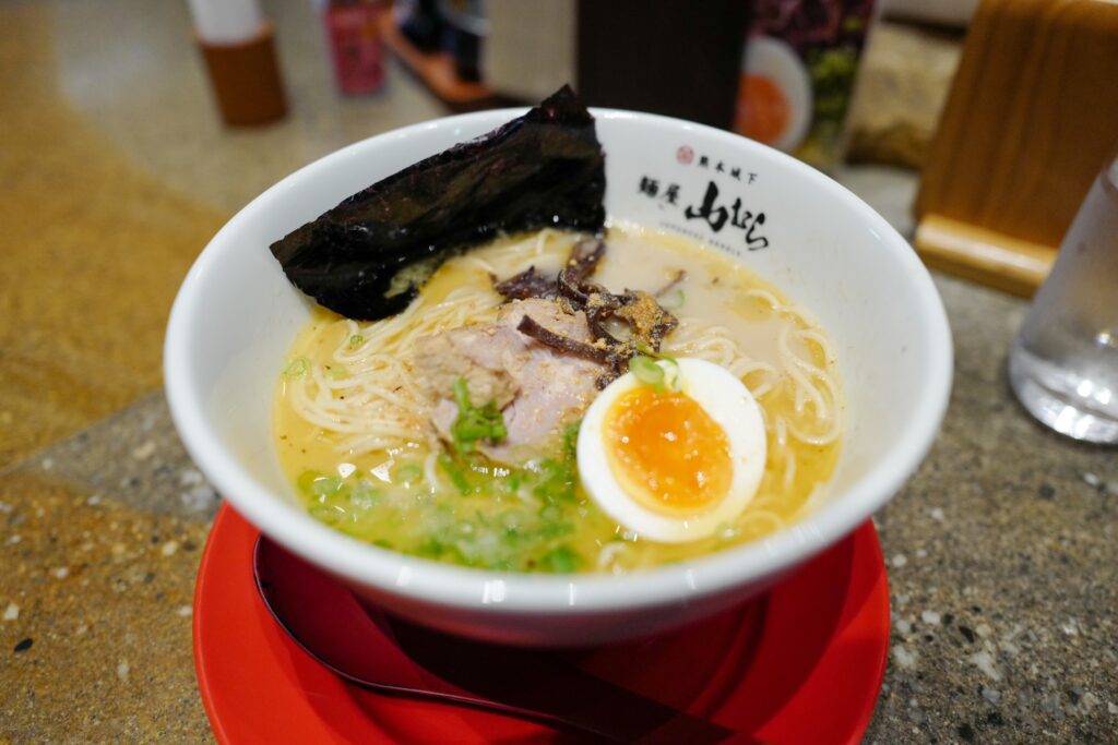 本渡バスセンターから快速あまくさ号で熊本へ　熊本城　麺屋山むら　