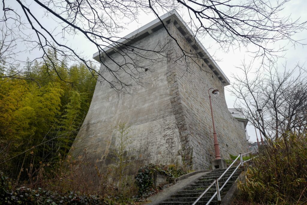 尾道・しまなみ海道4泊5日旅　3日目：千光寺公園展望台　旧尾道城天守閣　MiTeMi