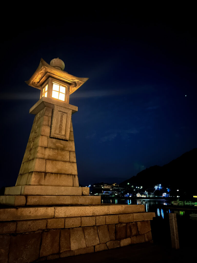 尾道・しまなみ海道4泊5日旅　4日目：鞆の浦　夜の常夜燈