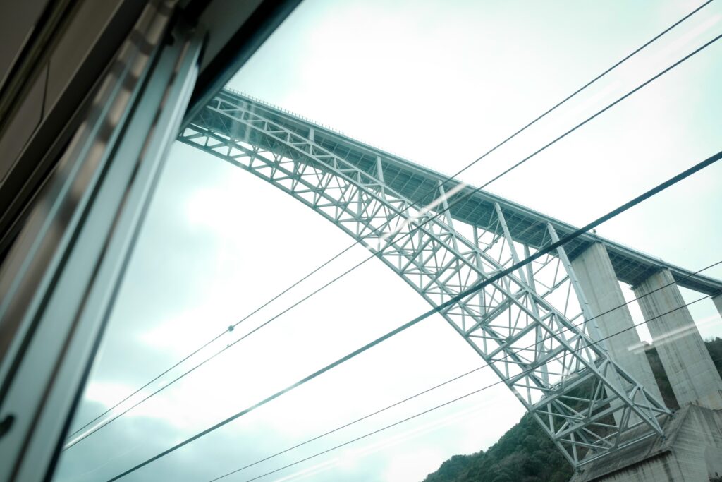 尾道・しまなみ海道4泊5日旅　1日目：山陽本線から見える広島空港大橋