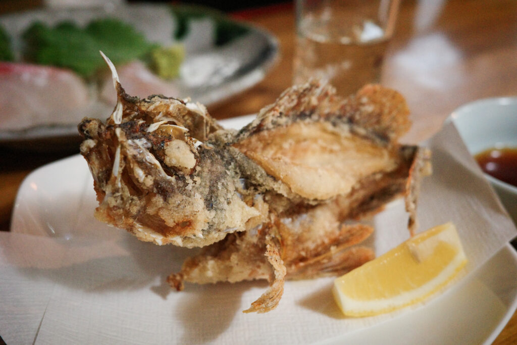 鳥取ひとり旅で食べた美味しいもの：境港　和泉　　カサゴの唐揚げ