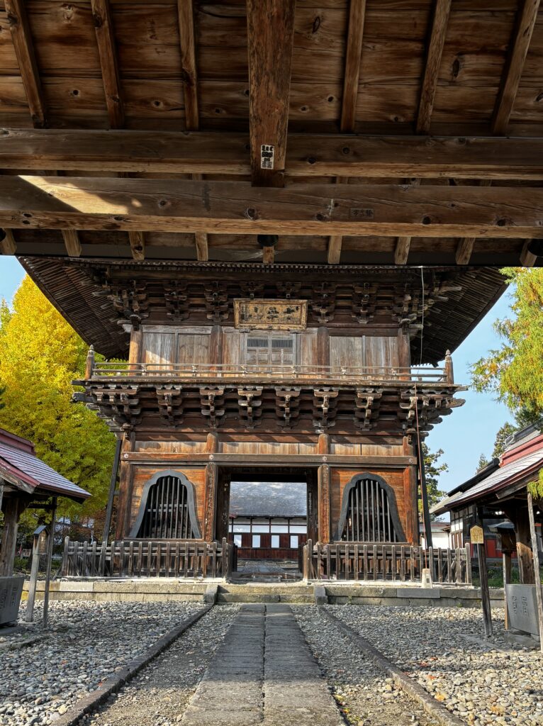 弘前レンタサイクル散策　禅林街　長勝寺三門