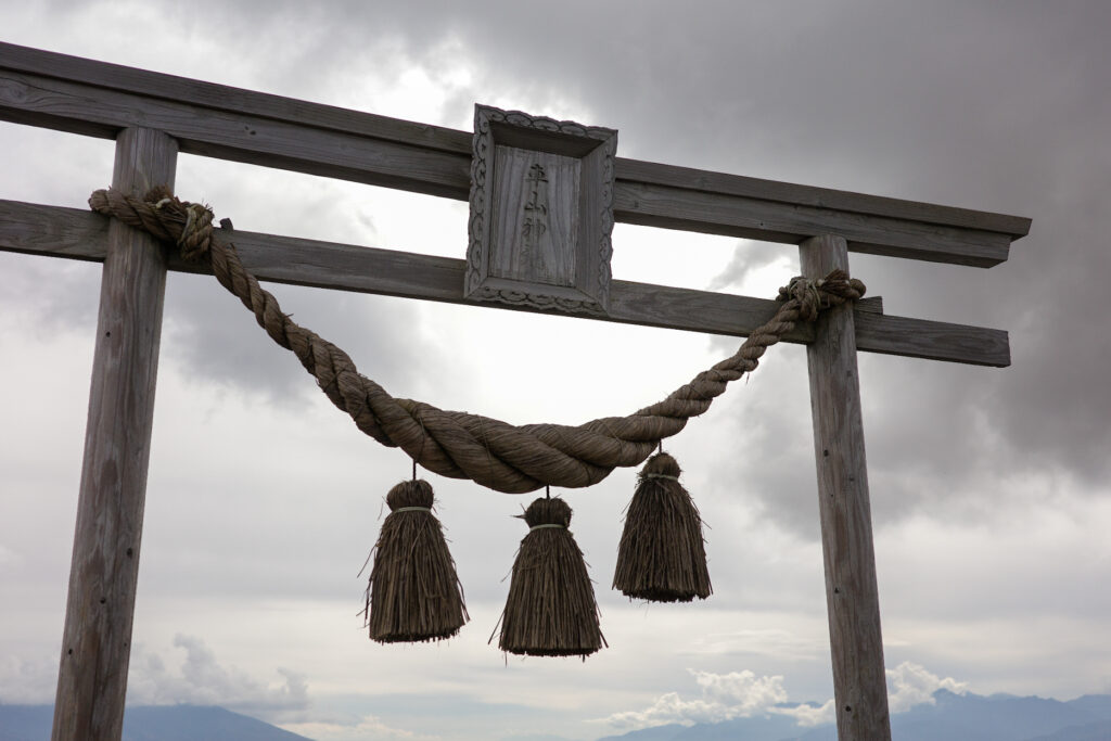 ころぼっくるひゅってから車山散策　車山神社