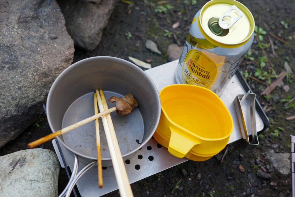 滝沢園でセブンイレブン食材しばりキャンプ　