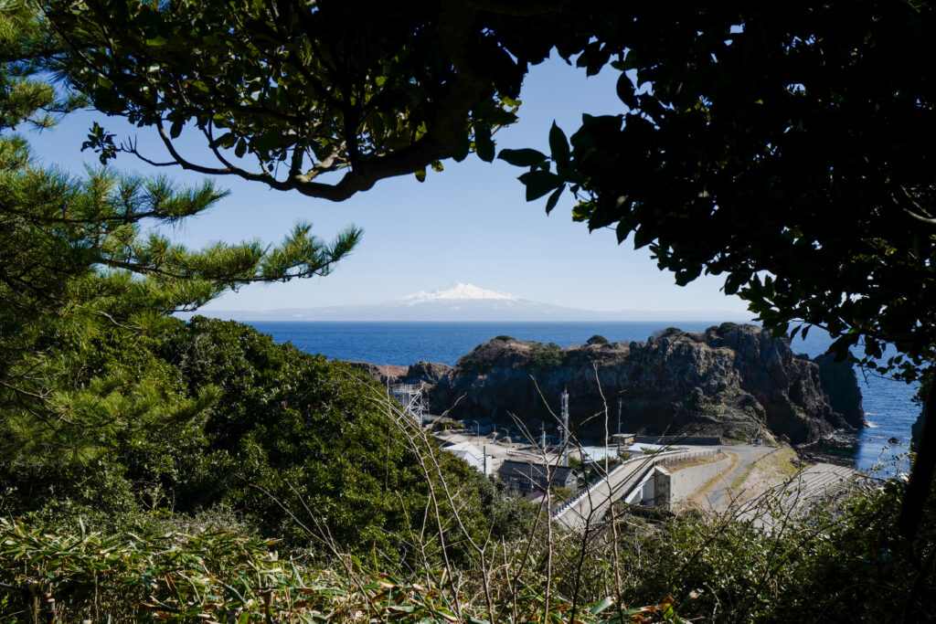 山形・秋田3泊4日旅。定期船とびしまで飛島へ