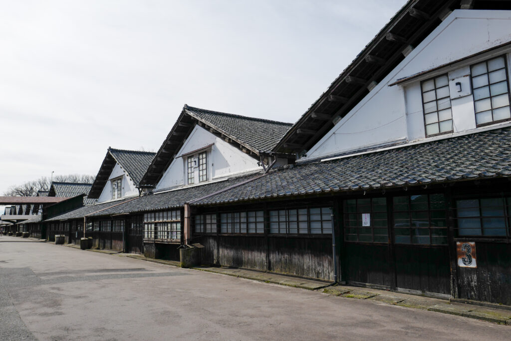 山形・秋田3泊4日旅。酒田　山居倉庫