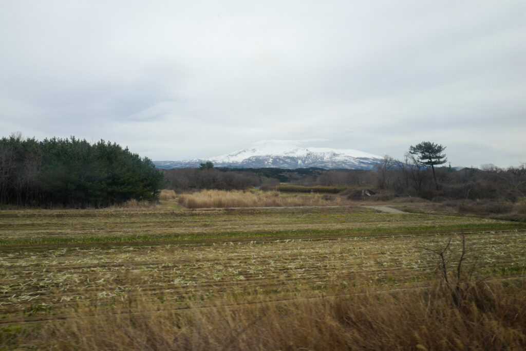 山形・秋田3泊4日旅。酒田から羽越本線で秋田へ　鳥海山