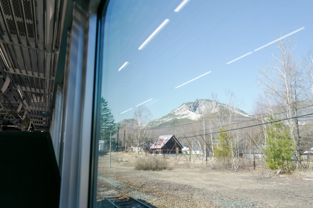 釧網本線 川湯温泉駅 硫黄山