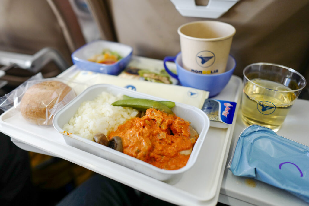 MIAT モンゴル旅行 機内食