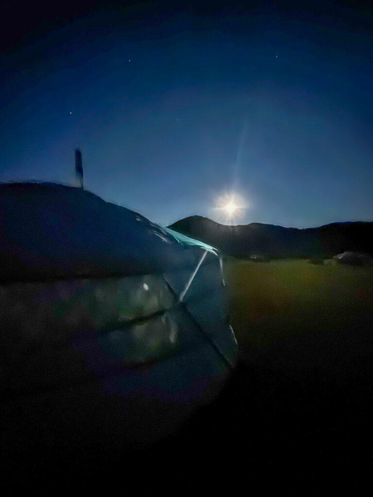 モンゴル　遊牧民ゲルホームステイ　星空観察　満月
