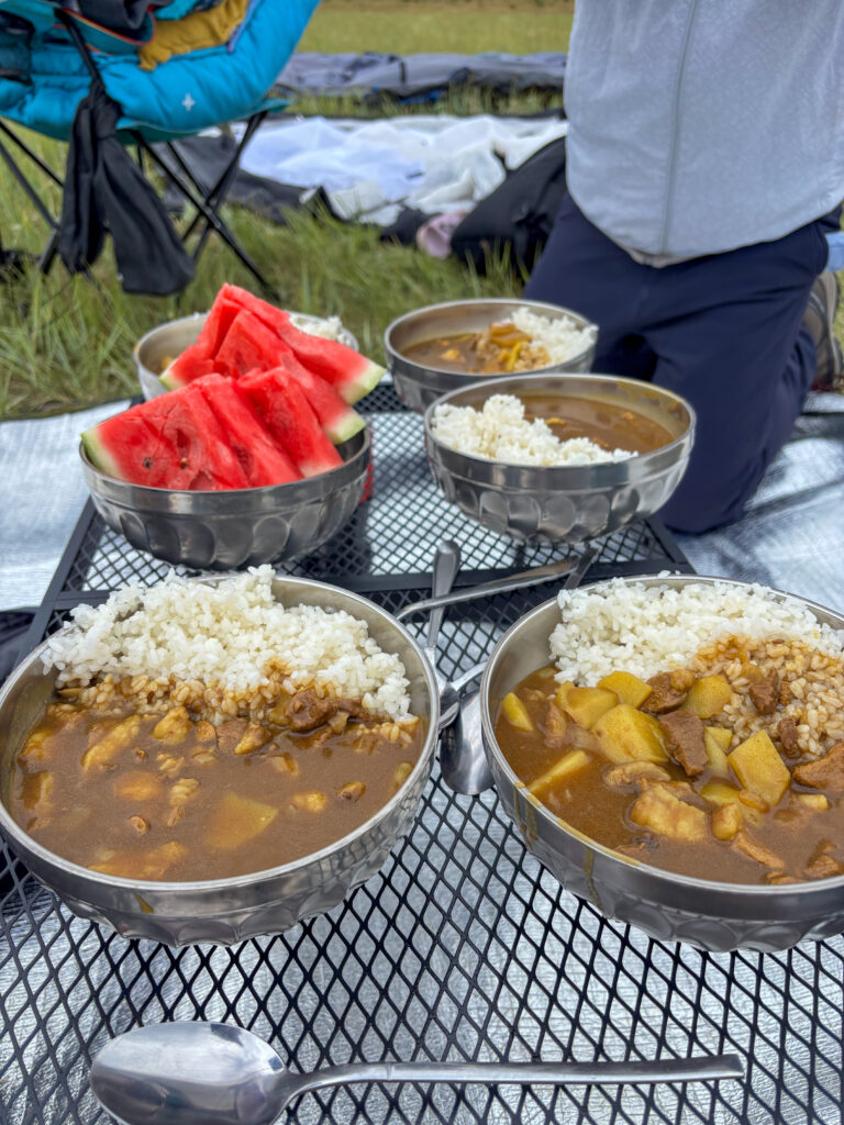 モンゴル　遊牧民ゲルホームステイ　馬旅キャンプ　カレー　こくまろ