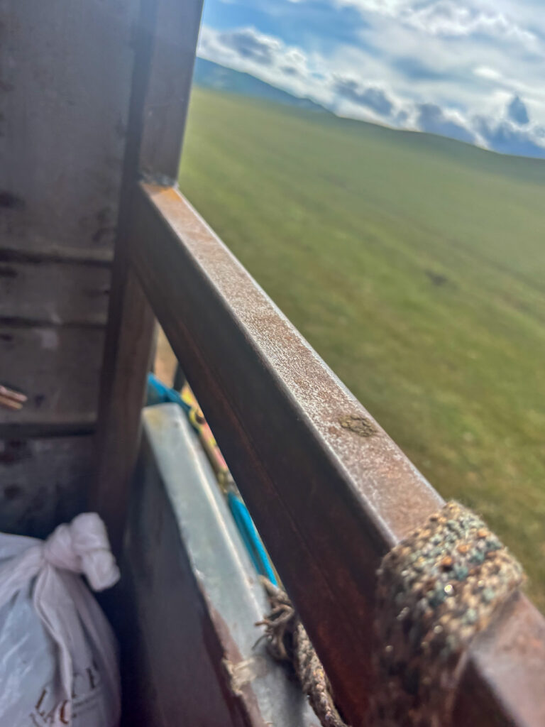 モンゴル　遊牧民ゲルホームステイ　馬旅キャンプ