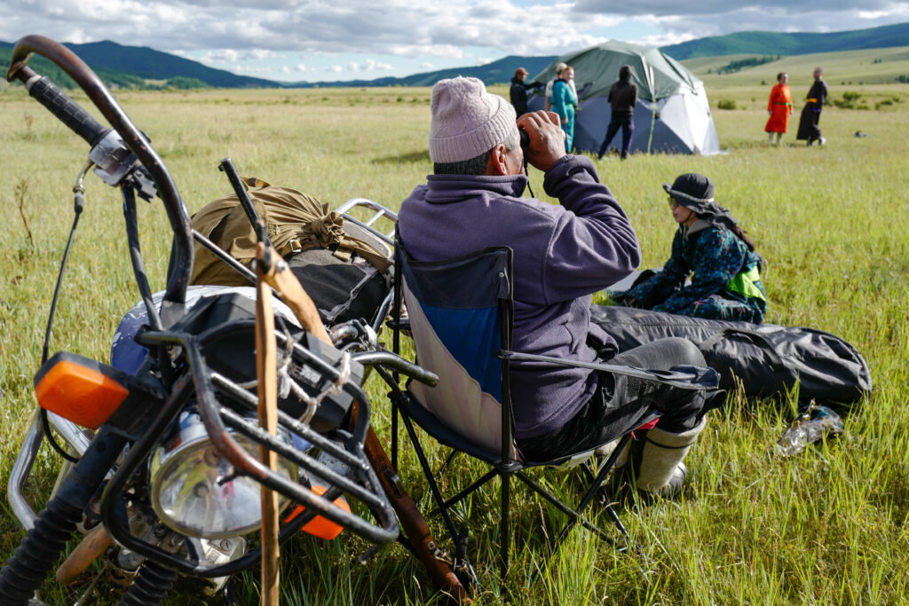 モンゴル旅行　馬旅キャンプ　乗馬体験　