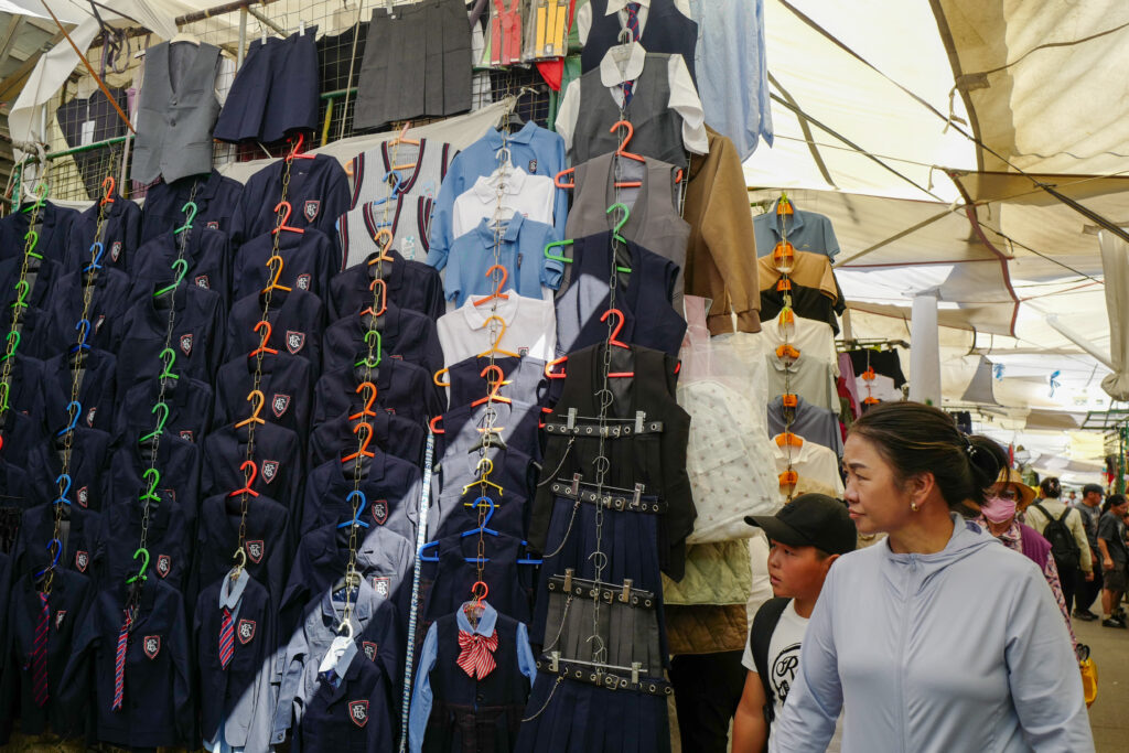 モンゴル7泊8日旅 ウランバートル散策 ナラントール市場