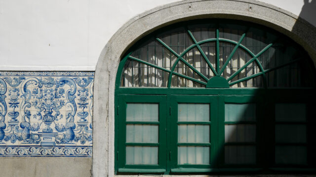 マカオ　セナド広場　市政署　アズレージョ